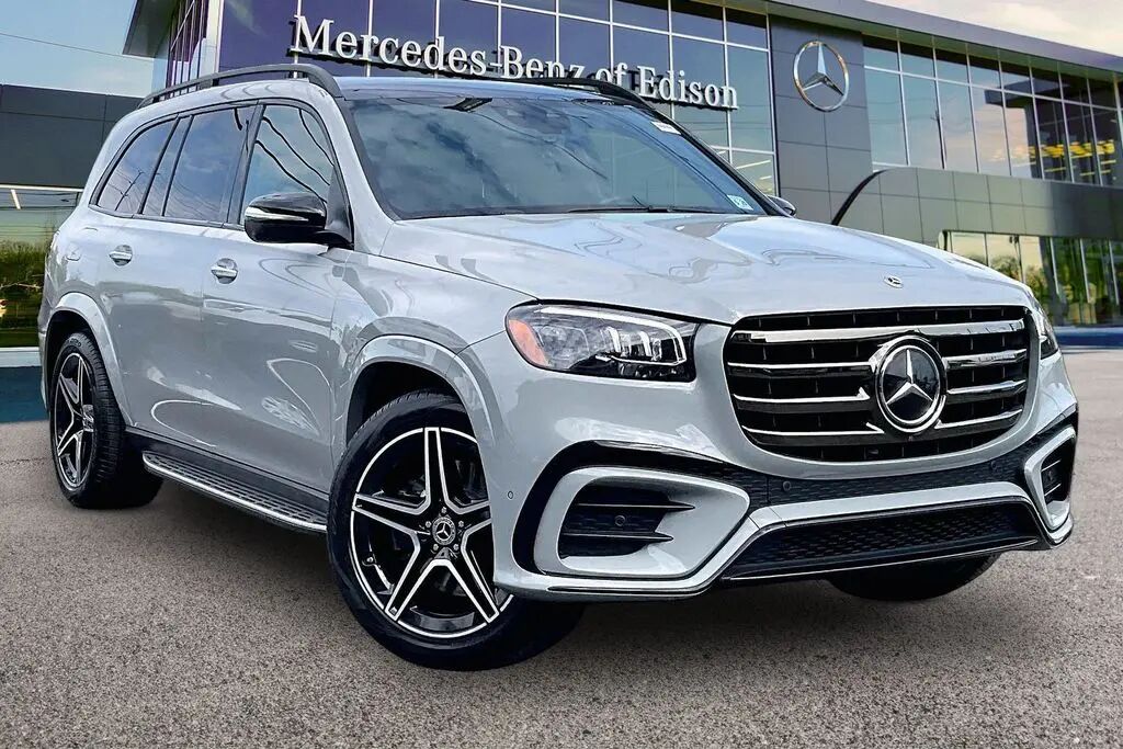2024 Mercedes-Benz GLS GLS 450 — photo 1 of 13