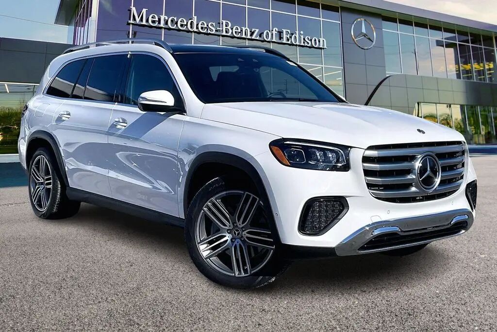 2026 Mercedes-Benz GLS GLS 450 — photo 1 of 26