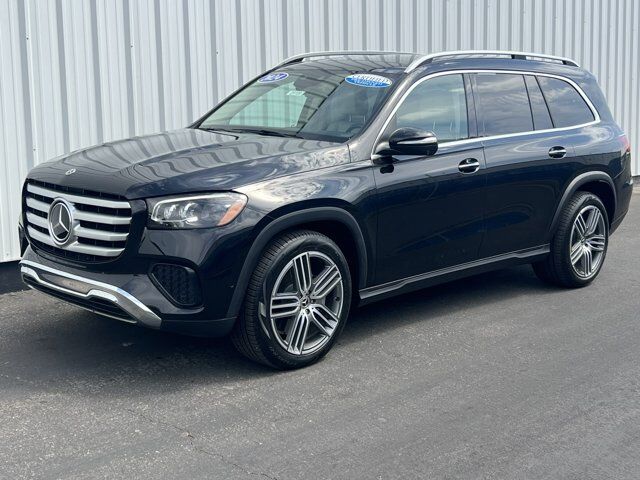 2024 Mercedes-Benz GLS GLS 450 — photo 1 of 1