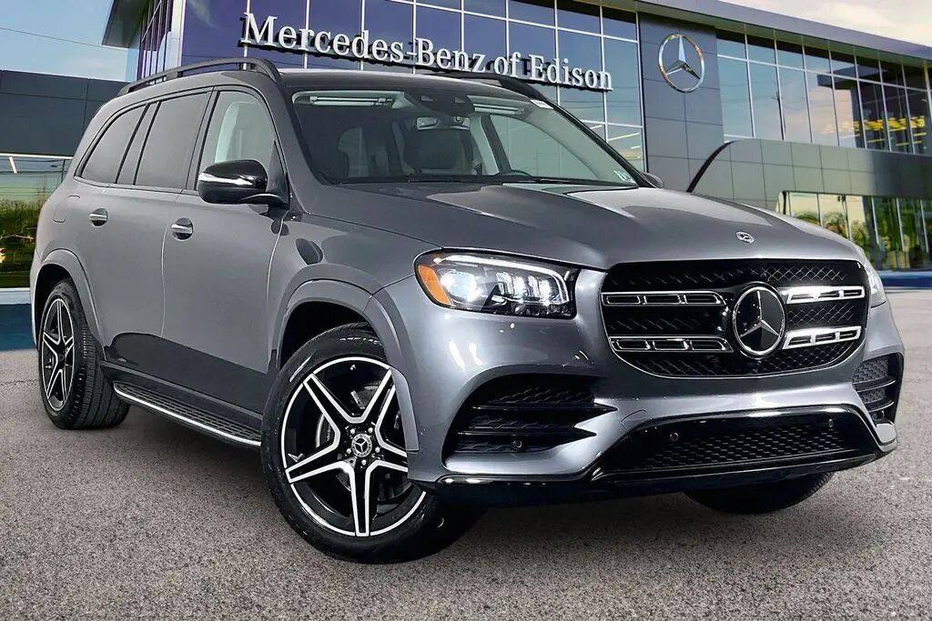 2023 Mercedes-Benz GLS GLS 450 — photo 1 of 13