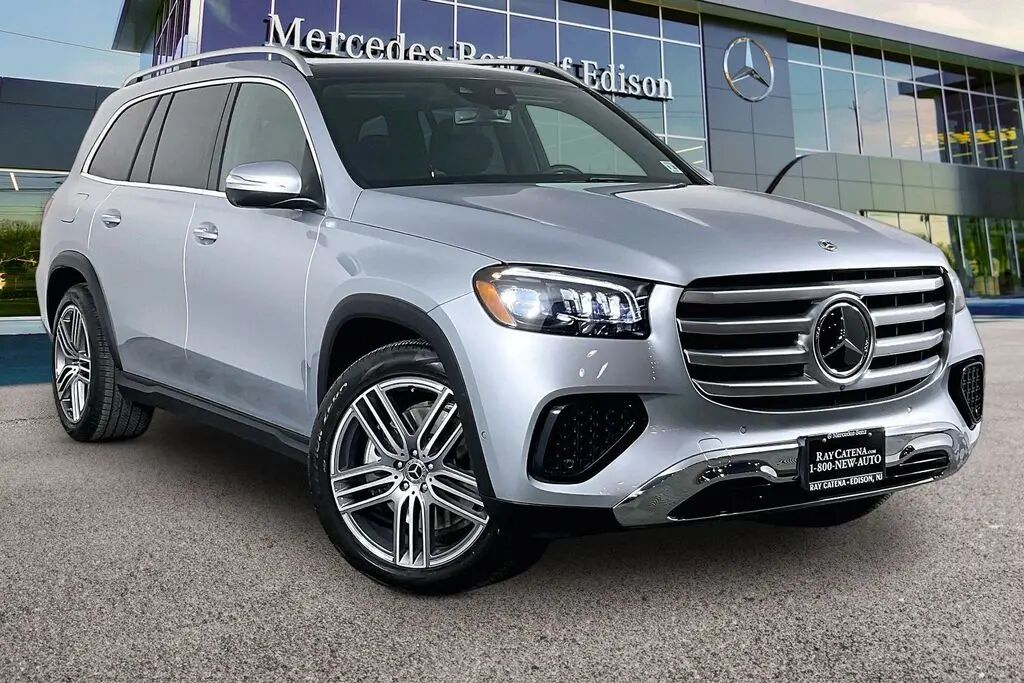 2026 Mercedes-Benz GLS GLS 450 — photo 1 of 13
