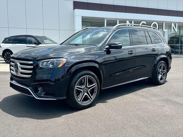 2024 Mercedes-Benz GLS GLS 450 — photo 1 of 13