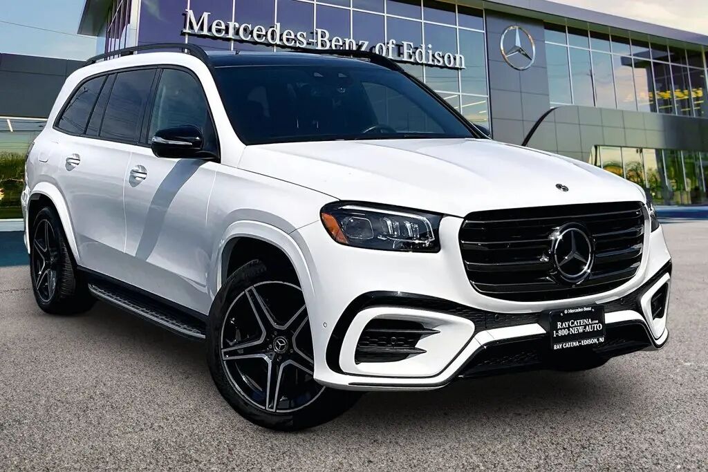 2024 Mercedes-Benz GLS GLS 450 — photo 1 of 7
