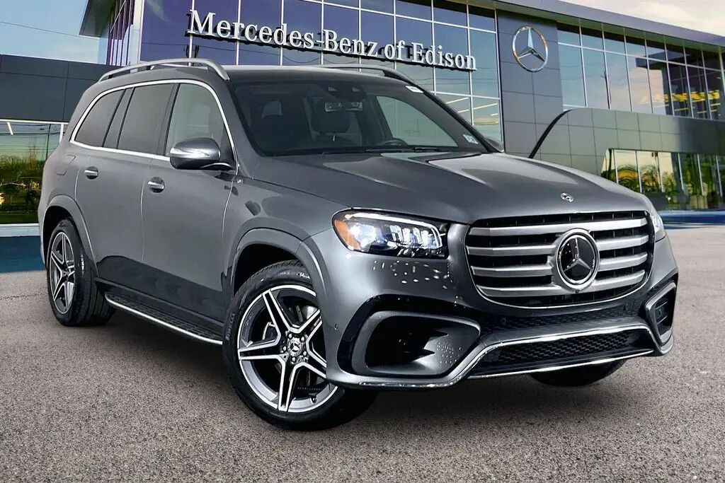 2025 Mercedes-Benz GLS GLS 450 — photo 1 of 26