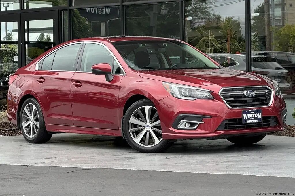 2018 Subaru Legacy 2.5i Limited — photo 1 of 13