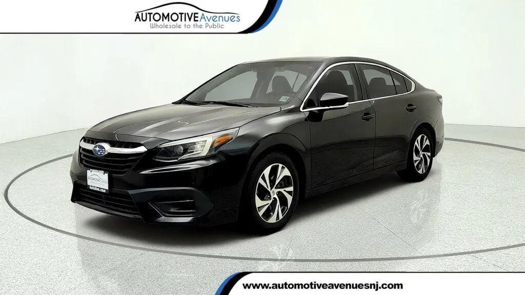 2022 Subaru Legacy Base — photo 1 of 26