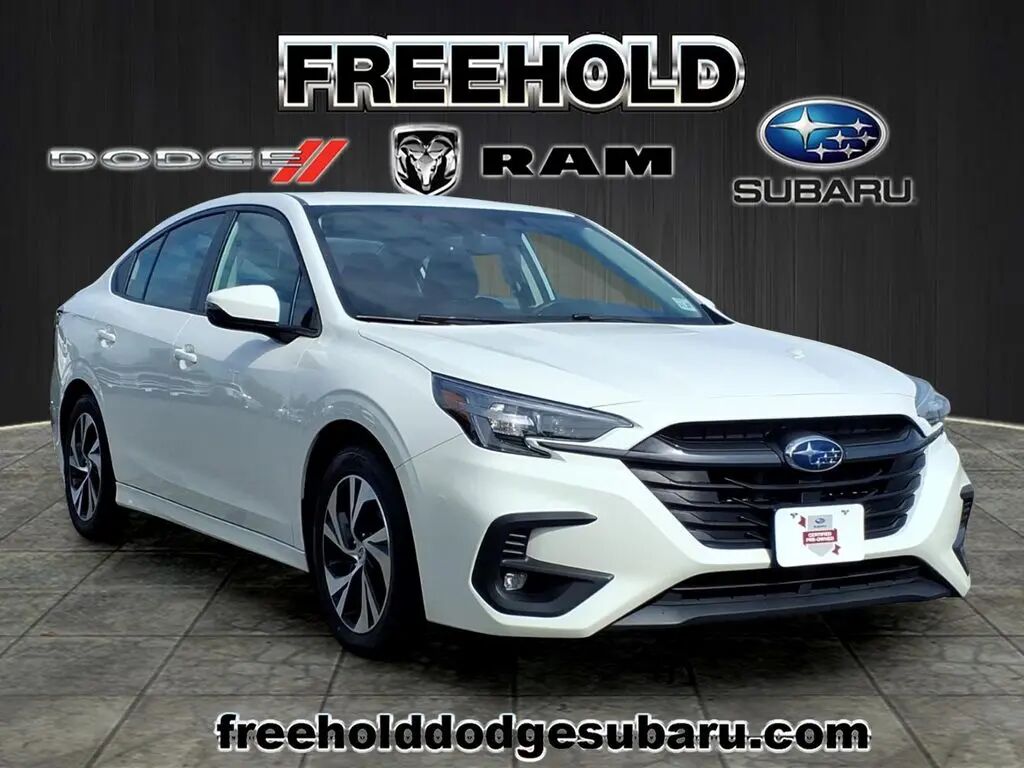 2023 Subaru Legacy Premium — photo 1 of 13