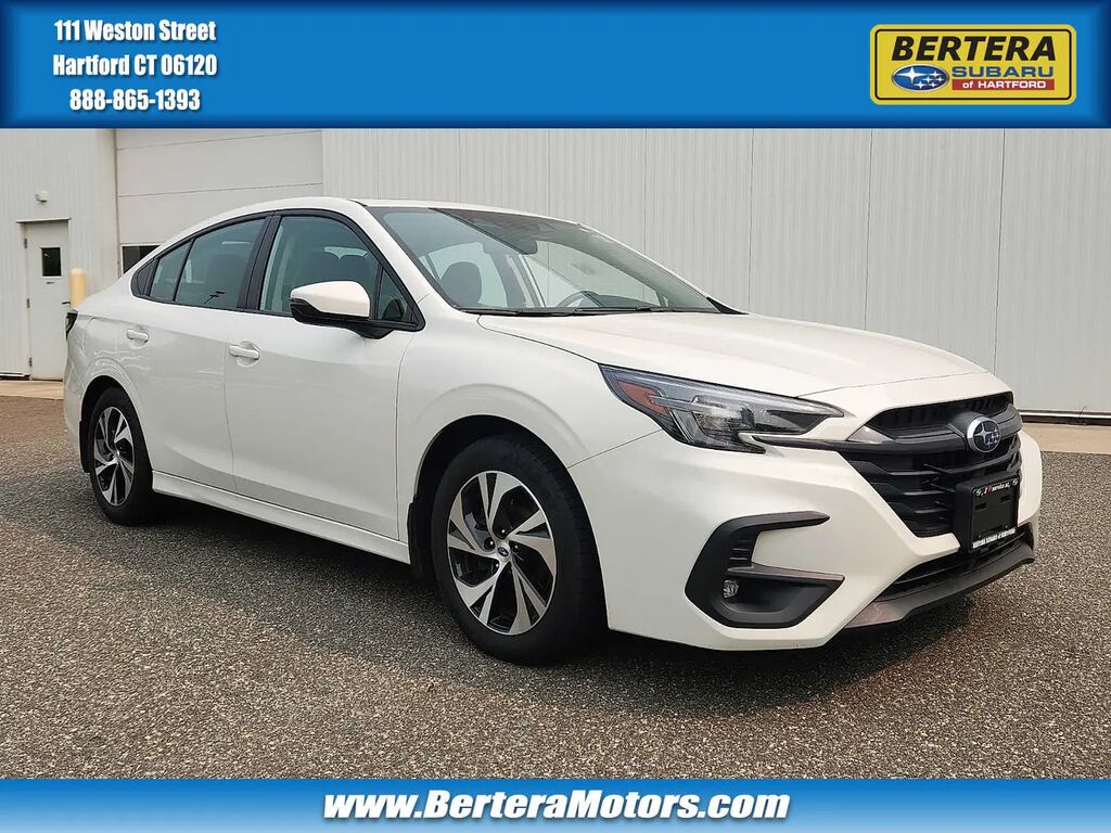 2024 Subaru Legacy Premium — photo 1 of 13