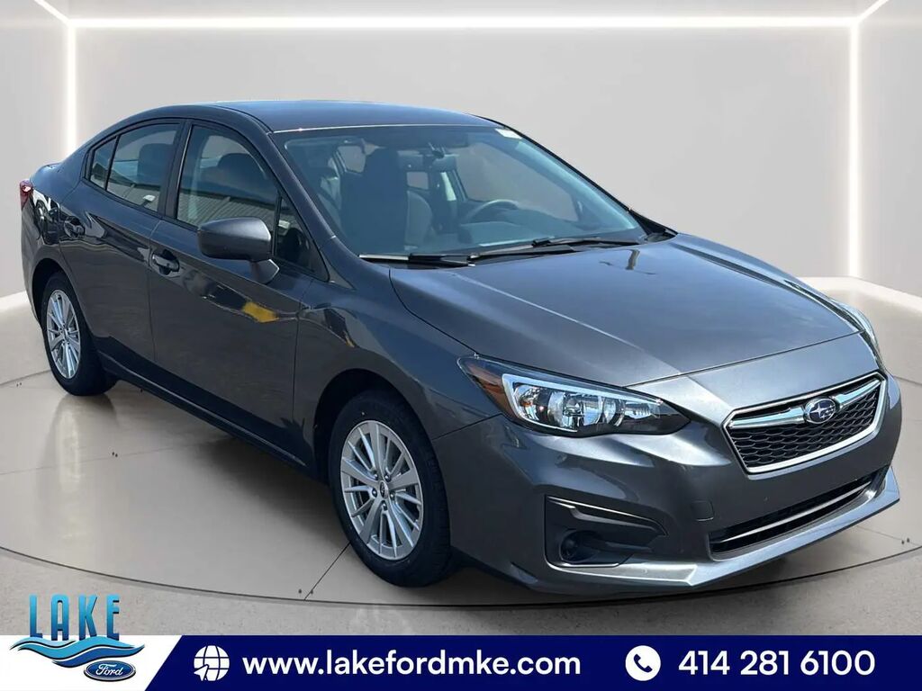 2018 Subaru Impreza Premium — photo 1 of 3