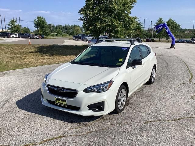 2019 Subaru Impreza 2.0i — photo 1 of 19