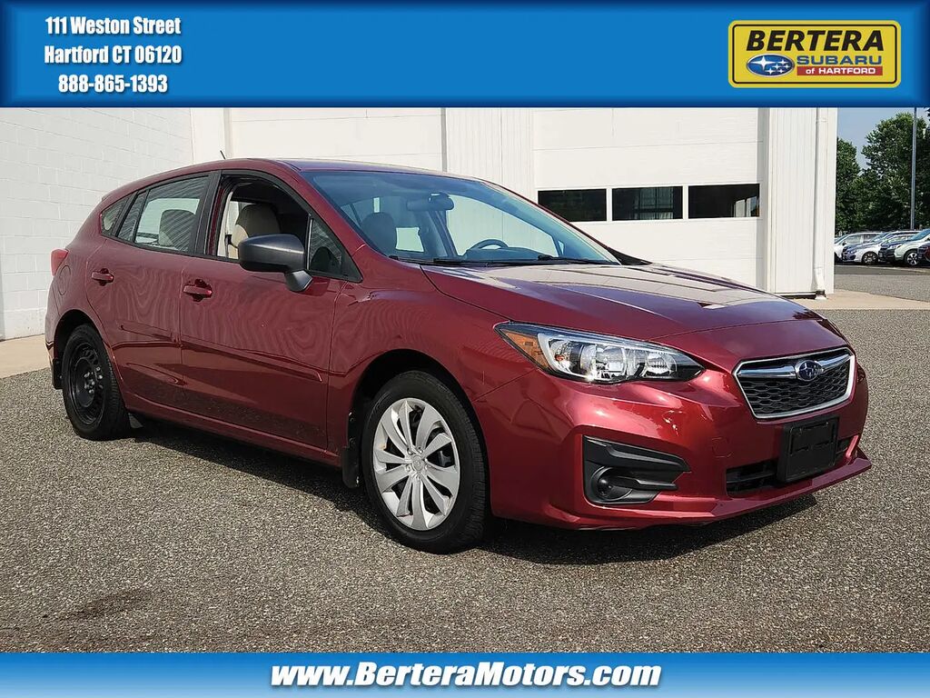 2019 Subaru Impreza 2.0i — photo 1 of 13