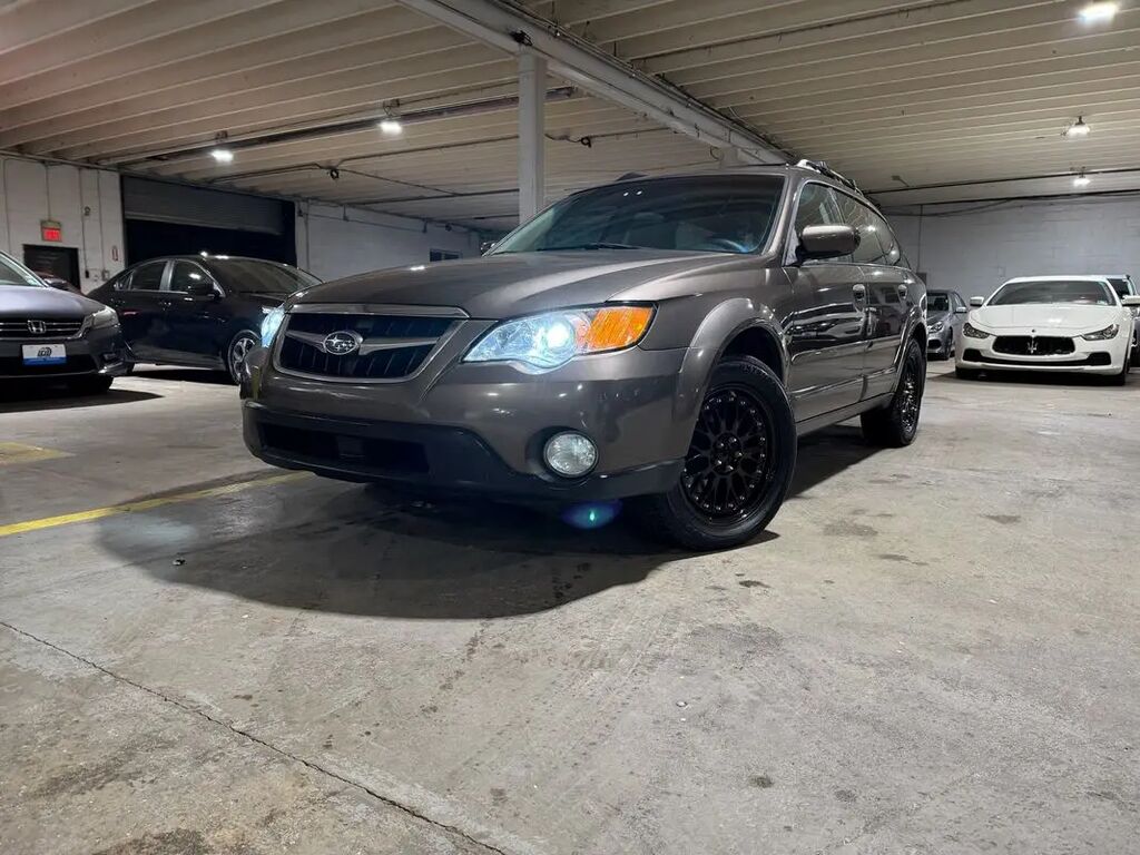 2008 Subaru Outback 2.5i Limited — photo 1 of 13