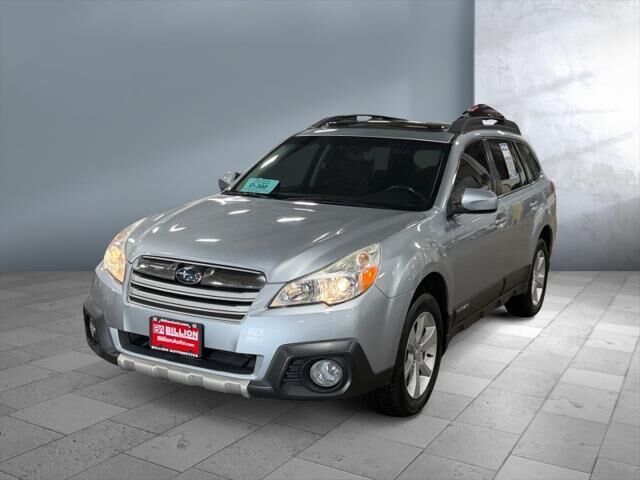 2013 Subaru Outback 2.5i Premium — photo 1 of 13