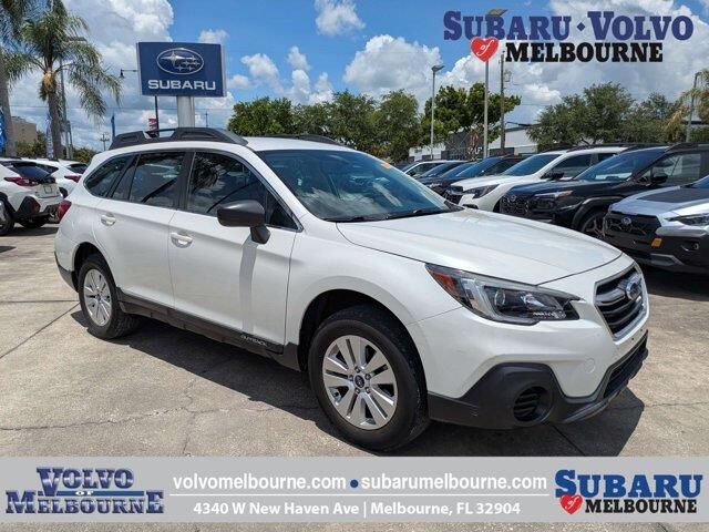 2018 Subaru Outback 2.5i — photo 1 of 1