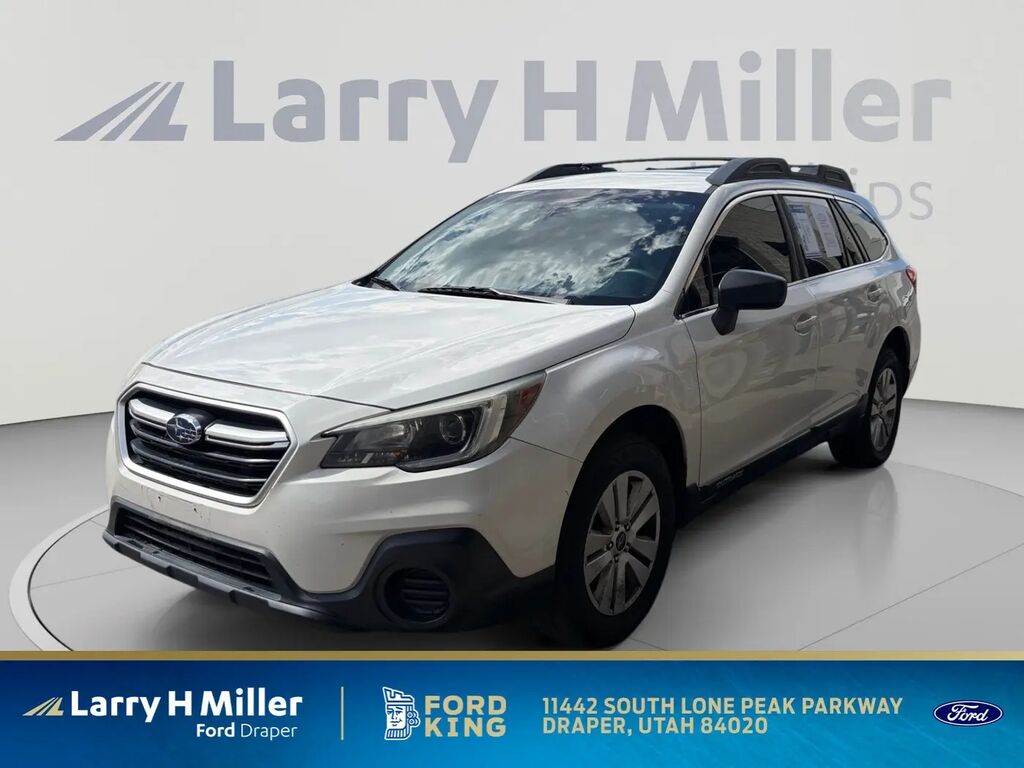 2019 Subaru Outback 2.5i — photo 1 of 43