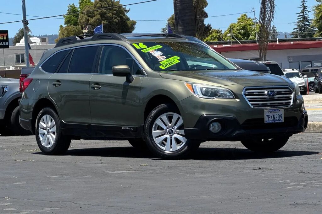 2016 Subaru Outback 2.5i Premium — photo 1 of 31