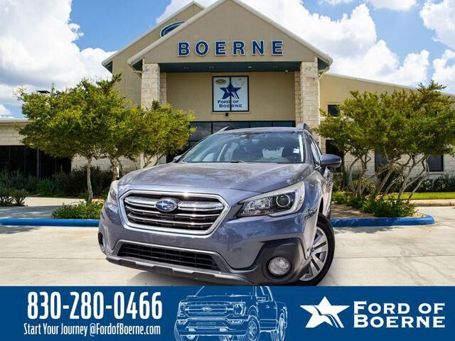 2018 Subaru Outback 2.5i Premium — photo 1 of 13