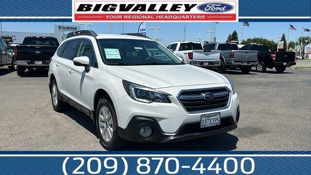 2018 Subaru Outback 2.5i Premium — photo 1 of 2