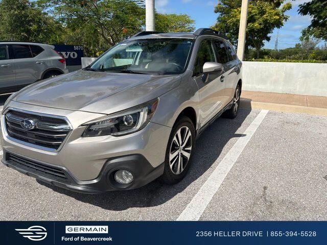 2018 Subaru Outback 2.5i Limited — photo 1 of 12