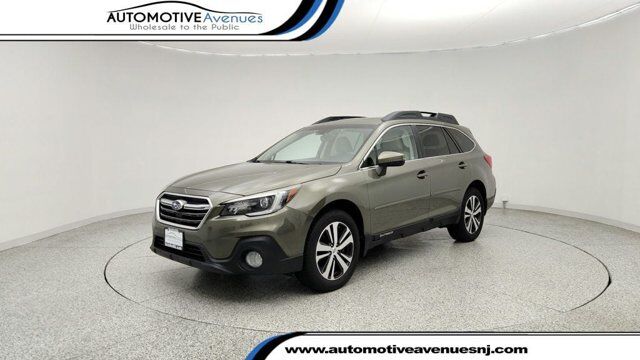 2018 Subaru Outback Limited — photo 1 of 28