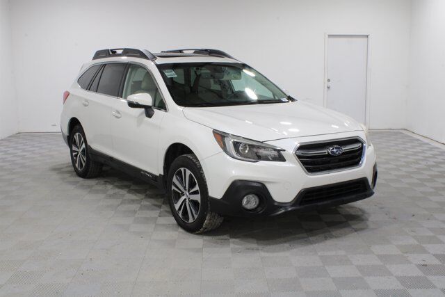 2018 Subaru Outback Limited — photo 1 of 13