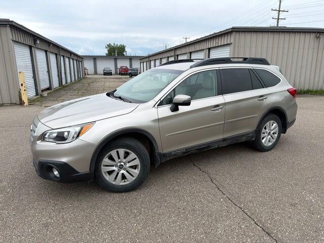 2015 Subaru Outback 2.5i Premium — photo 1 of 13