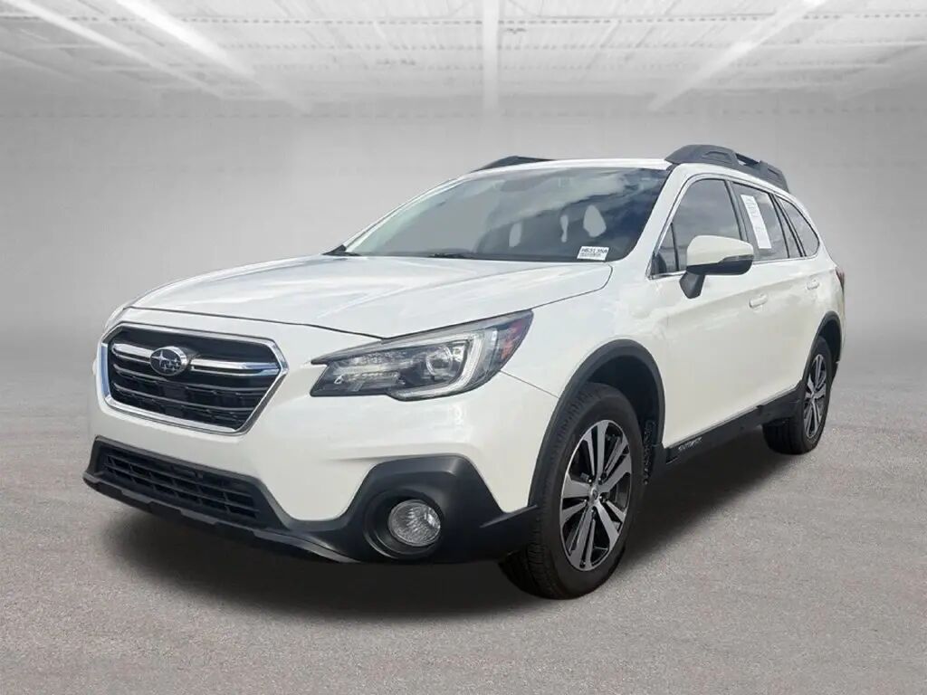 2018 Subaru Outback 3.6R Limited — photo 1 of 13