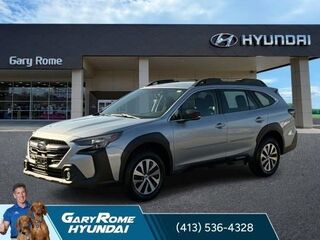 2024 Subaru Outback Base — photo 1 of 13