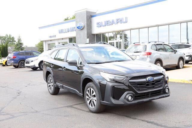 2024 Subaru Outback Base — photo 1 of 13