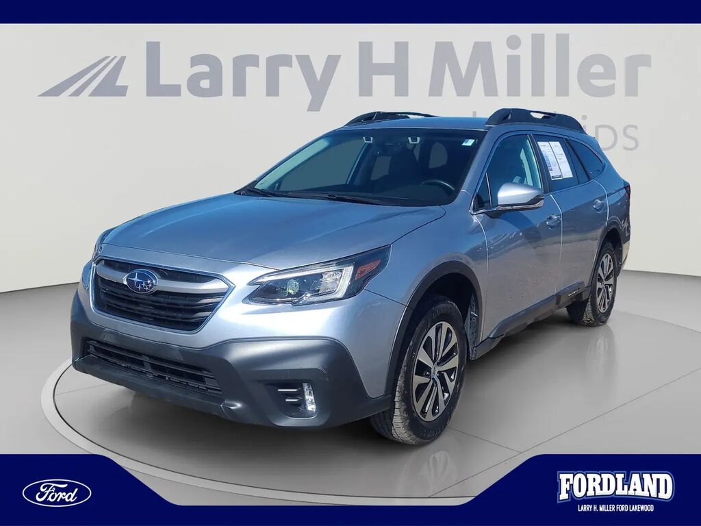 2020 Subaru Outback Premium — photo 1 of 13