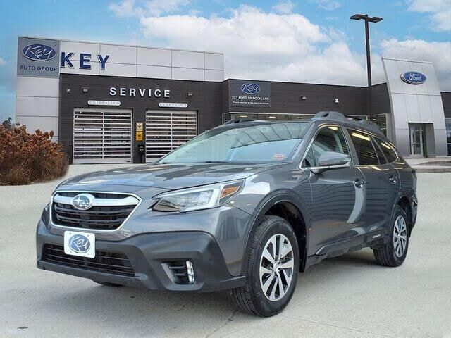 2020 Subaru Outback Premium — photo 1 of 1