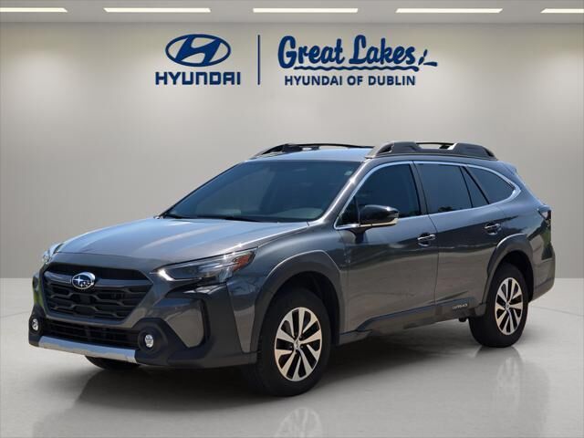 2025 Subaru Outback Premium — photo 1 of 13