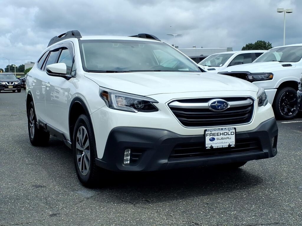 2021 Subaru Outback Premium — photo 1 of 27