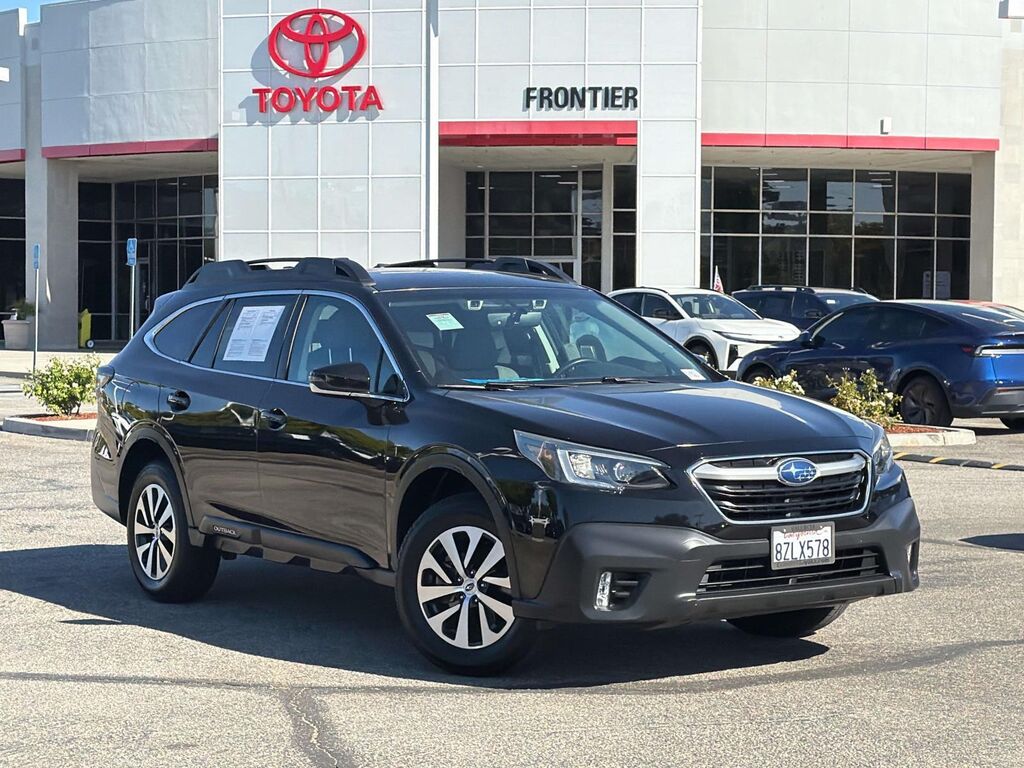 2022 Subaru Outback Premium — photo 1 of 3