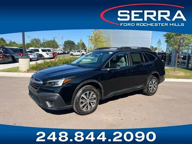 2020 Subaru Outback Premium — photo 1 of 13