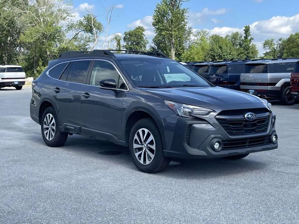 2024 Subaru Outback Premium — photo 1 of 13
