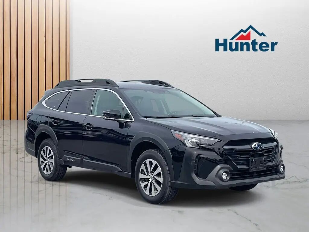 2024 Subaru Outback Premium — photo 1 of 25