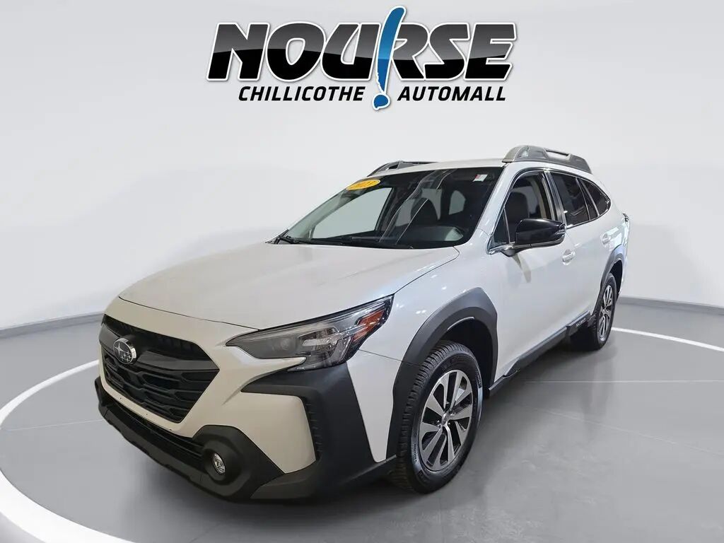 2023 Subaru Outback Premium — photo 1 of 13