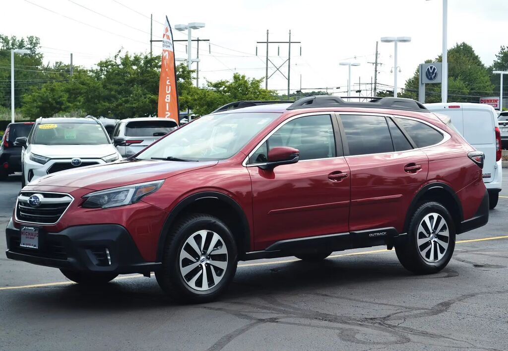2022 Subaru Outback Premium — photo 1 of 13