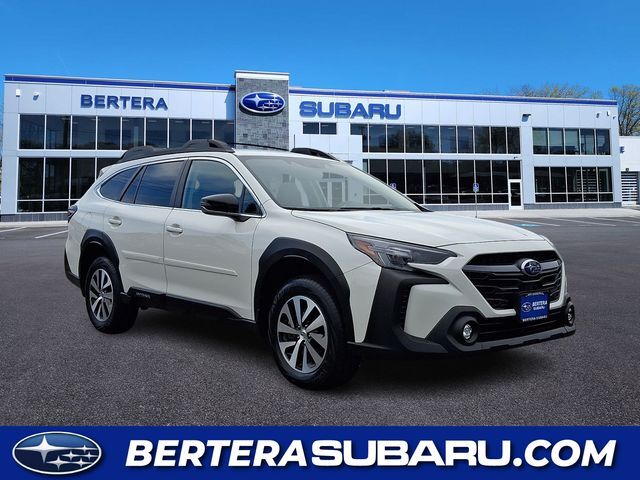 2025 Subaru Outback — photo 1 of 13