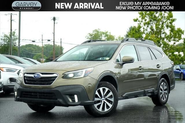 2020 Subaru Outback Premium — photo 1 of 1
