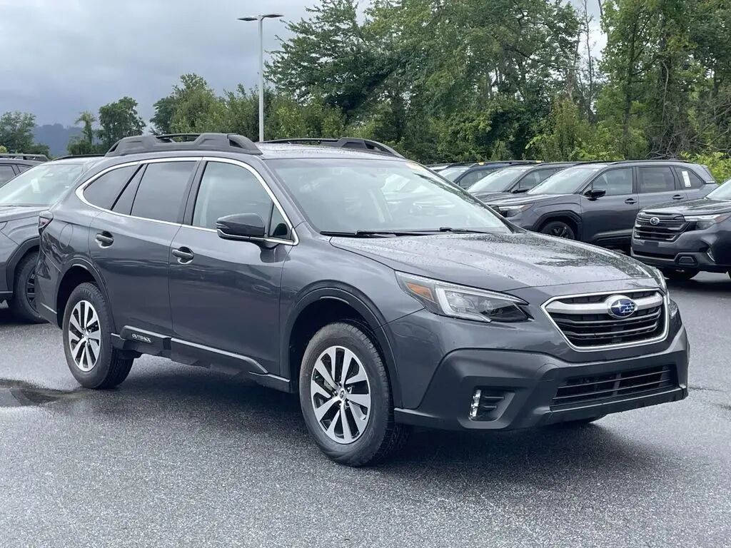 2020 Subaru Outback Premium — photo 1 of 26