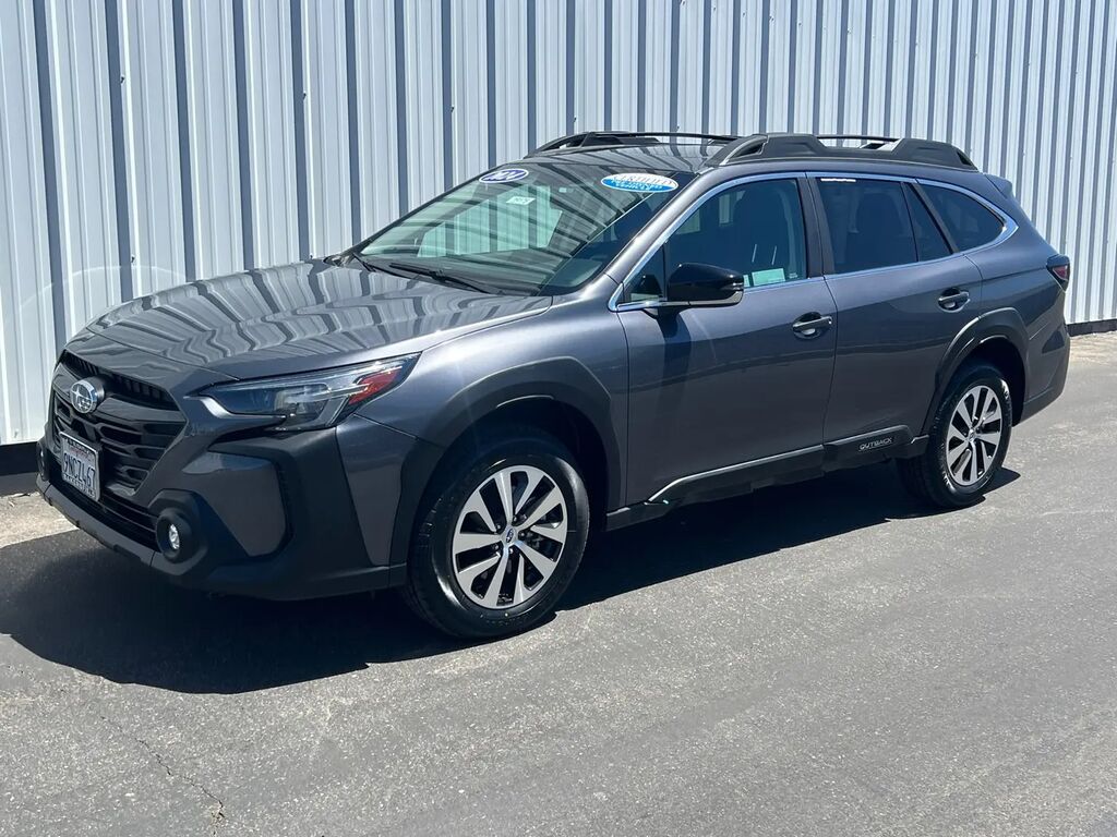 2024 Subaru Outback Premium — photo 1 of 1