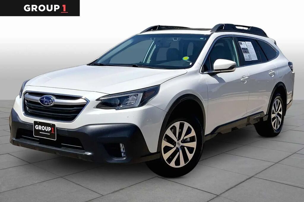 2021 Subaru Outback Premium — photo 1 of 12