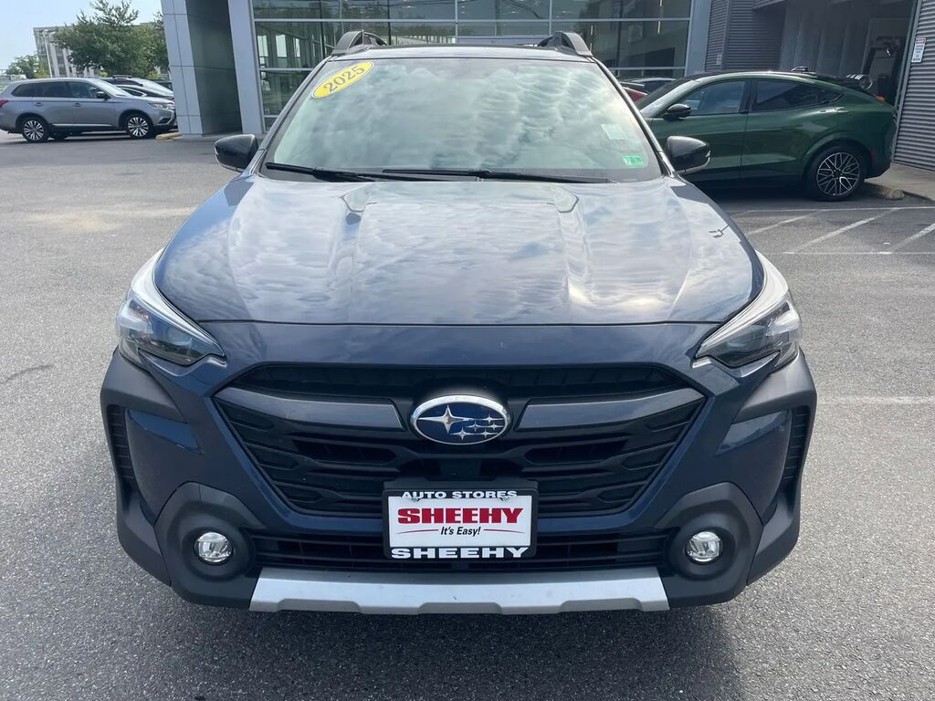 2025 Subaru Outback Limited — photo 1 of 5