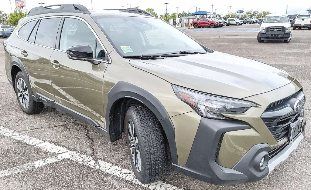 2025 Subaru Outback Limited — photo 1 of 13
