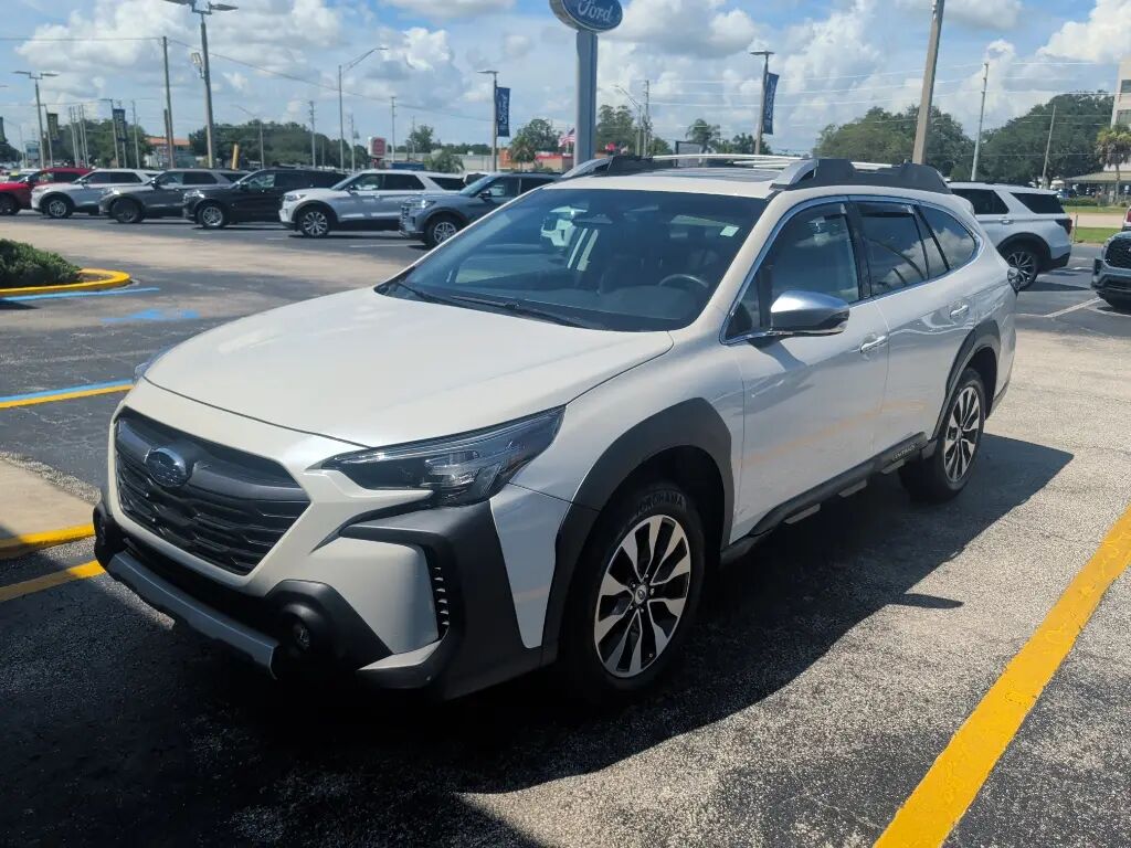 2023 Subaru Outback Touring — photo 1 of 26