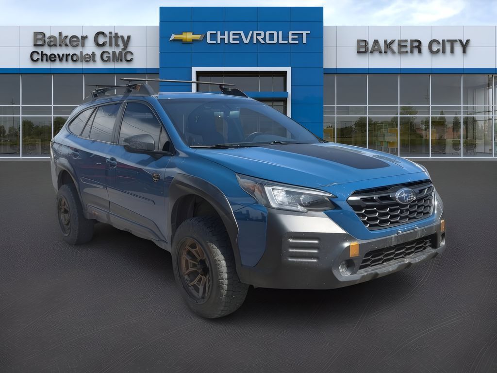 2022 Subaru Outback — photo 1 of 12
