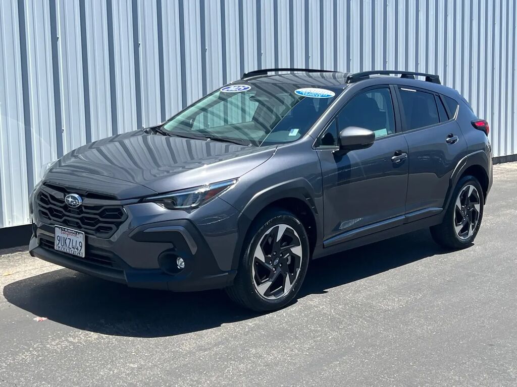 2025 Subaru Crosstrek Limited — photo 1 of 13