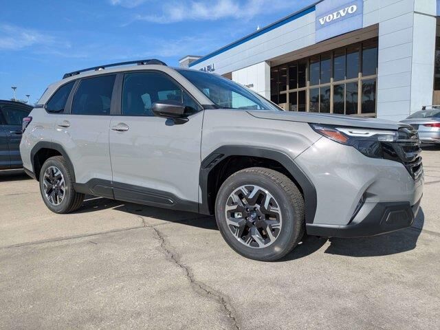 2026 Subaru Forester Premium — photo 1 of 13